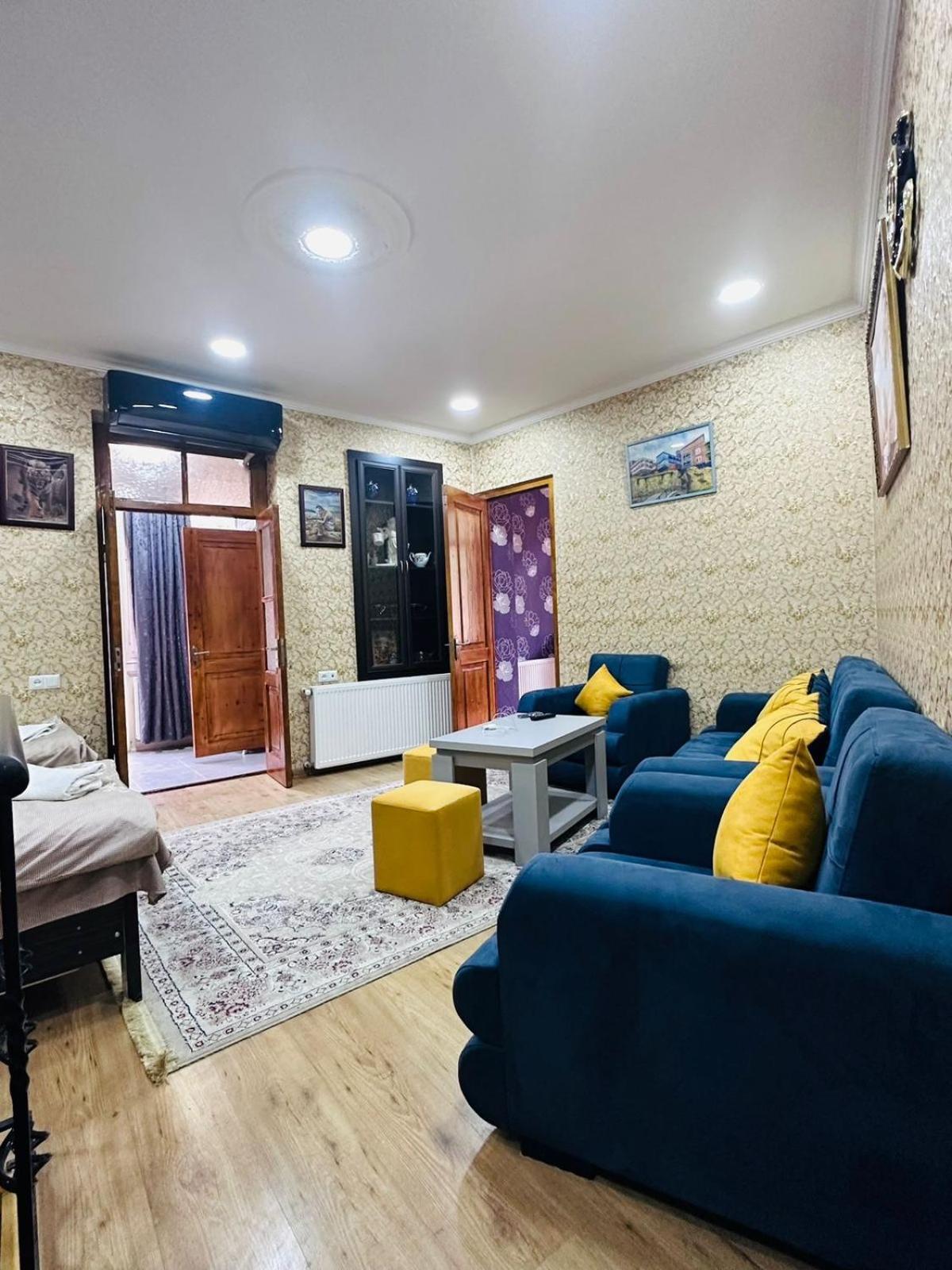 Nikas Apartment Tbilisi Eksteriør bilde